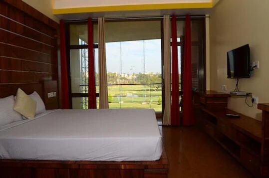 Mak Hotel Bangalore Exteriör bild
